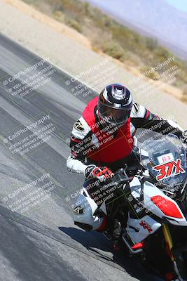 media/Mar-20-2025-Racers Edge (Thu) [[0731d8e3a1]]/2-B Group/Session 4 (Turn 3 Inside)/